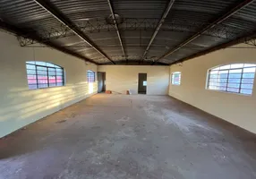 Foto 1 de Galpão/Depósito/Armazém com 2 Quartos à venda, 150m² em Setor Urias Magalhães, Goiânia