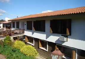 Foto 1 de Casa com 4 Quartos à venda, 550m² em Vila Assunção, Porto Alegre