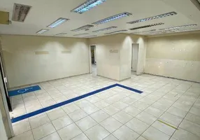 Foto 1 de Ponto Comercial para venda ou aluguel, 250m² em Vila São Francisco, São Paulo