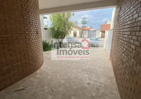 Foto 1 de Sobrado com 3 Quartos à venda, 202m² em Vila Nossa Senhora das Gracas, Taubaté