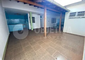 Foto 1 de Casa com 4 Quartos à venda, 261m² em Martins, Uberlândia