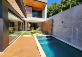 Foto 1 de Casa de Condomínio com 3 Quartos à venda, 255m² em Camorim, Rio de Janeiro