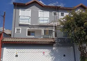 Foto 1 de Sobrado com 2 Quartos à venda, 107m² em Vila Cecilia Maria, Santo André