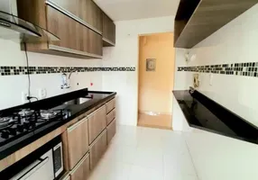 Foto 1 de Apartamento com 2 Quartos à venda, 55m² em Jardim Danfer, São Paulo