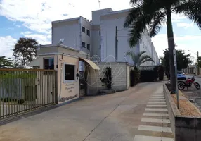 Foto 1 de Apartamento com 2 Quartos à venda, 44m² em Vila Xavier, Araraquara