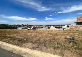 Foto 1 de Lote/Terreno à venda, 373m² em Jardins Nápoles, Senador Canedo