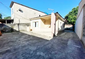 Foto 1 de Casa com 2 Quartos à venda, 65m² em Botafogo, Nova Iguaçu