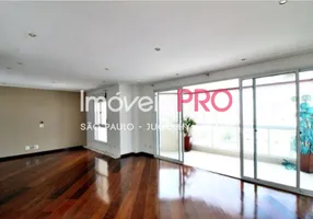Foto 1 de Apartamento com 3 Quartos para venda ou aluguel, 150m² em Moema, São Paulo
