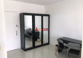 Foto 1 de Flat com 1 Quarto para alugar, 42m² em Moema, São Paulo