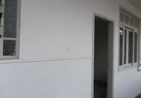 Foto 1 de Apartamento com 2 Quartos para alugar, 42m² em Fátima, Niterói
