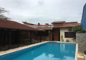 Foto 1 de Casa com 2 Quartos à venda, 220m² em Gaivota Praia, Itanhaém