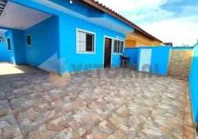 Foto 1 de Casa com 2 Quartos à venda, 67m² em Massaguaçu, Caraguatatuba