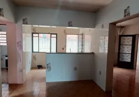 Foto 1 de Sobrado com 3 Quartos à venda, 420m² em Vila Caputera, Mogi das Cruzes