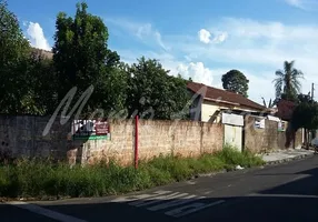 Foto 1 de Lote/Terreno à venda, 400m² em Vila Brasília, São Carlos