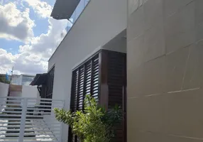 Foto 1 de Casa de Condomínio com 5 Quartos à venda, 400m² em Mirante, Campina Grande