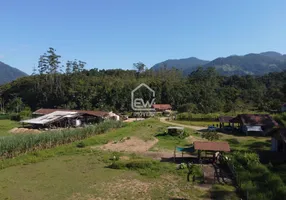 Foto 1 de Fazenda/Sítio com 2 Quartos à venda, 200m² em Rio da Luz, Jaraguá do Sul