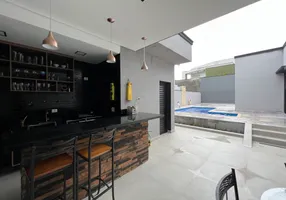 Foto 1 de Casa de Condomínio com 3 Quartos à venda, 260m² em Paisagem Renoir, Cotia
