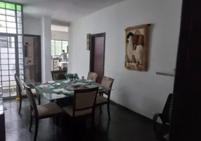 Foto 1 de Casa com 6 Quartos à venda, 270m² em Centro, Caçapava