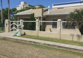 Foto 1 de Casa com 7 Quartos à venda, 250m² em Zona Nova, Tramandaí