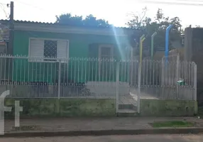 Foto 1 de Casa com 2 Quartos à venda, 73m² em Jardim Carvalho, Porto Alegre