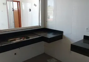 Foto 1 de Casa com 2 Quartos à venda, 100m² em Veneza, Ipatinga