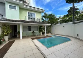 Foto 1 de Casa com 3 Quartos à venda, 299m² em Vilas do Atlantico, Lauro de Freitas