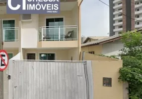 Foto 1 de Sobrado à venda, 103m² em Vila Operaria, Itajaí