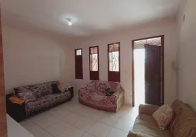 Foto 1 de Casa com 2 Quartos à venda, 80m² em Canabrava, Salvador