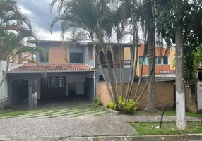 Foto 1 de Casa de Condomínio com 3 Quartos para alugar, 350m² em Sao Paulo II, Cotia