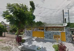Foto 1 de Casa com 4 Quartos à venda, 95m² em Vila Nova, Porto Alegre