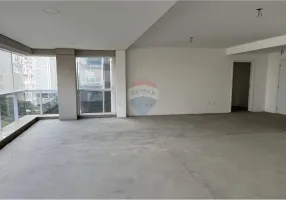 Foto 1 de Apartamento com 4 Quartos à venda, 240m² em Cerqueira César, São Paulo