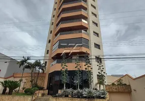 Foto 1 de Apartamento com 4 Quartos à venda, 174m² em Centro, Rio Claro