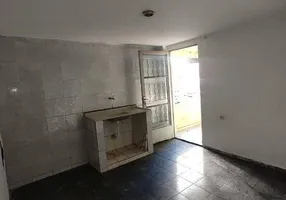 Foto 1 de Casa com 1 Quarto para alugar, 30m² em Lauzane Paulista, São Paulo