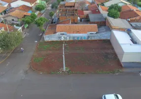 Foto 1 de Lote/Terreno à venda, 342m² em Jardim das Palmeiras, Londrina