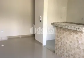 Foto 1 de Apartamento com 2 Quartos à venda, 50m² em Custódio Pereira, Uberlândia