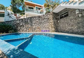 Foto 1 de Casa de Condomínio com 3 Quartos à venda, 172m² em Matapaca, Niterói