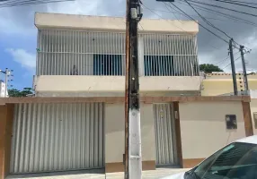 Foto 1 de Casa com 5 Quartos à venda, 250m² em Jabotiana, Aracaju