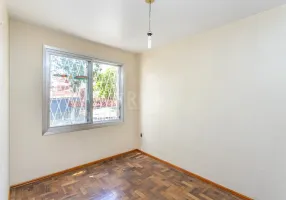 Foto 1 de Apartamento com 2 Quartos à venda, 46m² em Menino Deus, Porto Alegre