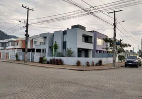 Foto 1 de Sobrado com 3 Quartos à venda, 153m² em Ribeirão da Ilha, Florianópolis