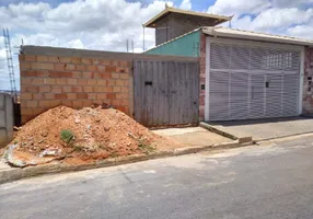 Foto 1 de Casa com 2 Quartos à venda, 50m² em Marilândia, Ibirite