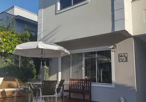 Foto 1 de Casa com 5 Quartos à venda, 140m² em Ingleses do Rio Vermelho, Florianópolis