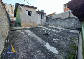 Foto 1 de Lote/Terreno à venda, 305m² em Quitaúna, Osasco