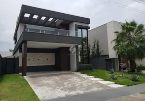 Foto 1 de Casa de Condomínio com 4 Quartos à venda, 339m² em Jardim Itália, Cuiabá