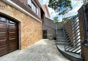Foto 1 de Sobrado com 3 Quartos à venda, 406m² em Jardim França, São Paulo