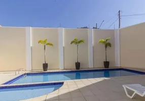 Foto 1 de Casa de Condomínio com 4 Quartos à venda, 160m² em Parque São Domingos, São Paulo