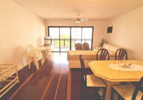 Foto 1 de Apartamento com 3 Quartos para venda ou aluguel, 192m² em Pitangueiras, Guarujá