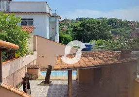 Foto 1 de Casa com 2 Quartos à venda, 98m² em Barreto, Niterói