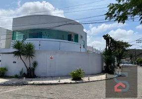 Foto 1 de Casa com 4 Quartos à venda, 175m² em Portinho, Cabo Frio