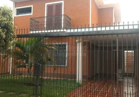 Foto 1 de Sobrado com 3 Quartos à venda, 259m² em Vila Xavier, Araraquara