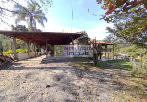 Foto 1 de Fazenda/Sítio com 4 Quartos à venda, 2020m² em Alto Aririú, Palhoça